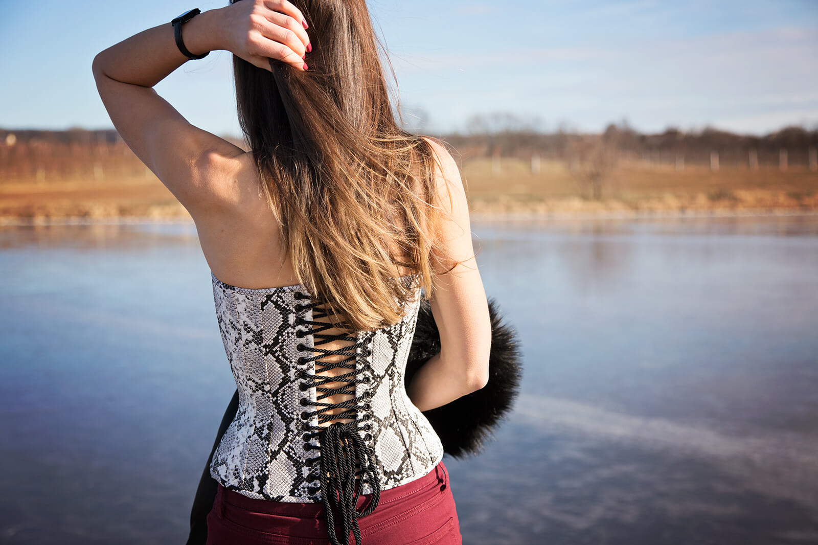 5 Things Everyone Should Know About Corsets - Champagne Corsets & Designs